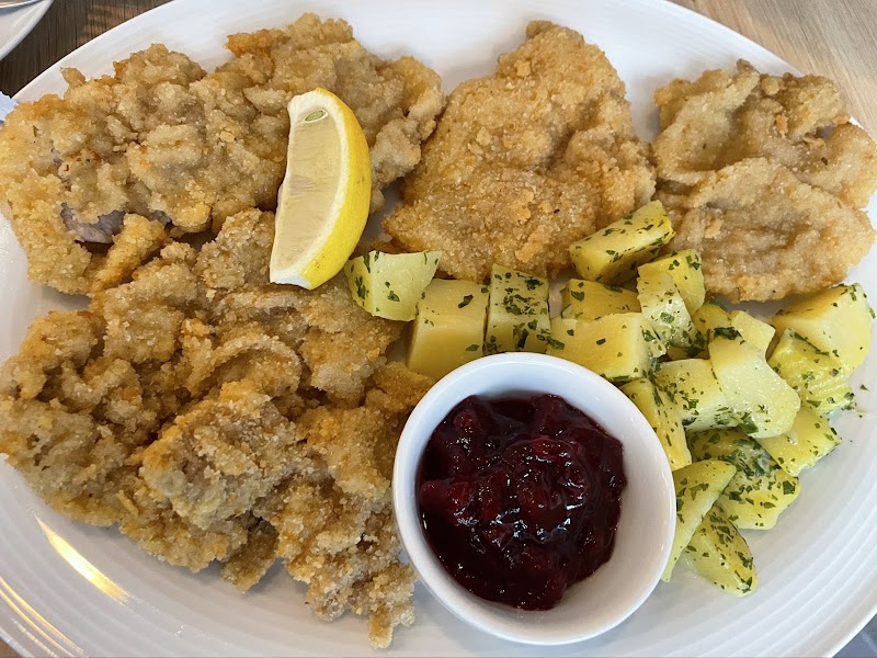 Moment Cafe and Restaurant - Moment Cafe and Restaurant Fasangasse 34/G2, 1030 Wien, Austria