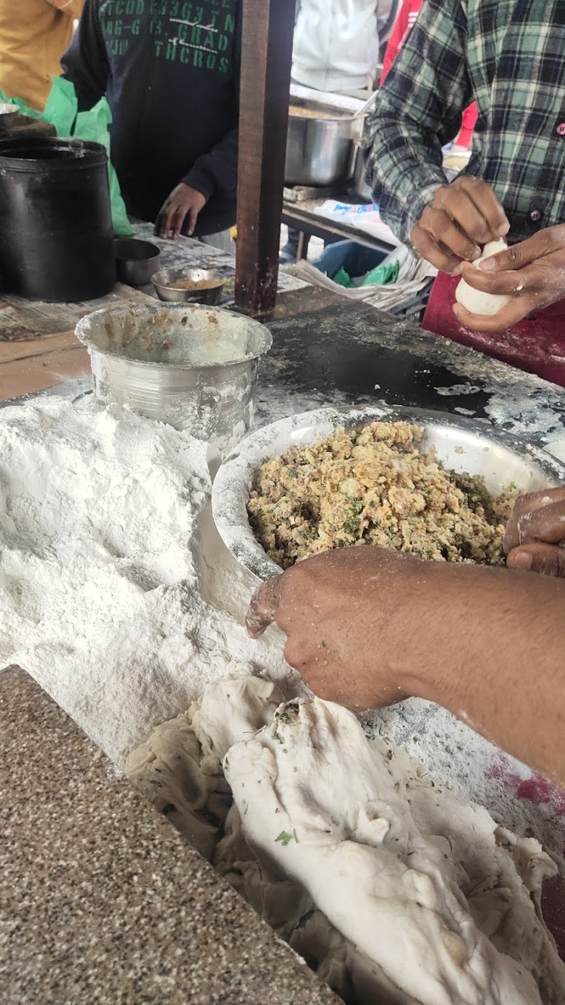 Pawan Kulche Wale - Pawan Kulche Wale, JV7P+Q85, Unnamed Road, Near Guru Nanak Pura,Tahli Wala Chowk,Near Barsati Nala,Bazar No. 4, Ram Singh Colony, Kotatma Ram, Amritsar, Amritsar Cantt., Punjab 143006, India