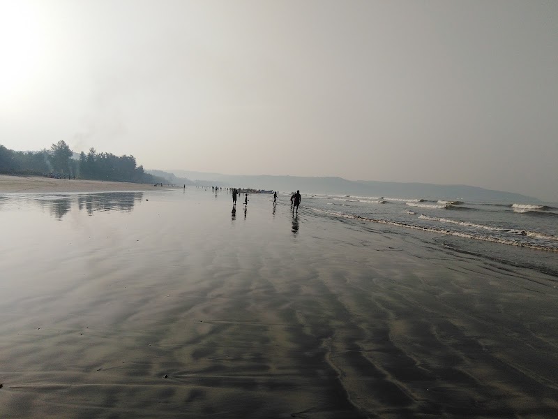 Ladghar Beach - Ladghar Beach, Maharashtra 415712, India