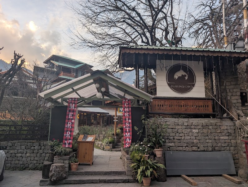 The Johnson's Cafe Hotel & Bar - The Johnson's Cafe Hotel & Bar Circuit House Road, Siyal, Manali, Himachal Pradesh 175131, India