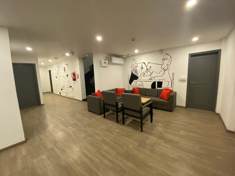 Blossom Stayz - suites 47 - Blossom Stayz - suites 47 Plot no. 209, near community centre, Sector 47, Gurugram, Haryana 122018, India