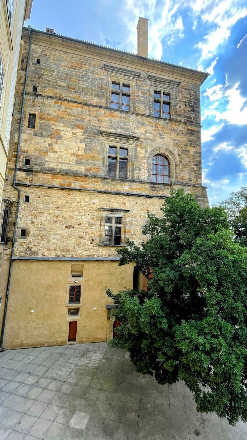 Býčí schodiště - Býčí schodiště, Třetí nádvoří Pražského hradu 48/2, 119 00 Praha 1-Hradčany, Czechia