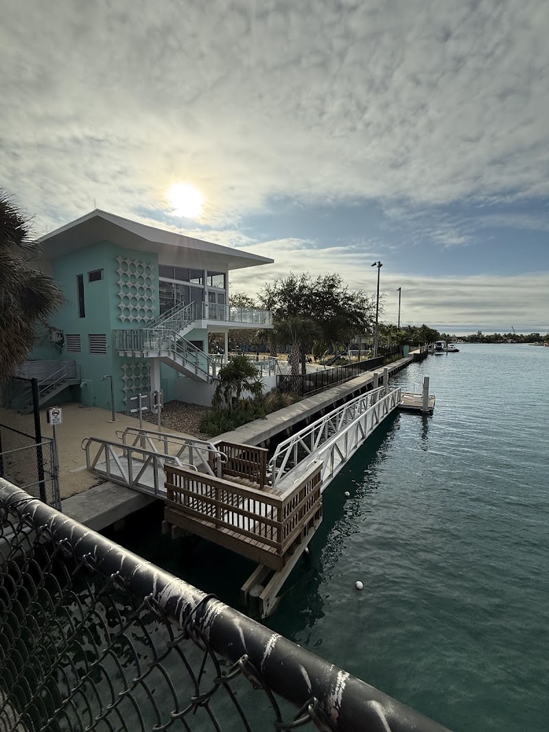 Surfside Park - Surfside Park 9580 Bay Dr, Surfside, FL 33154, USA