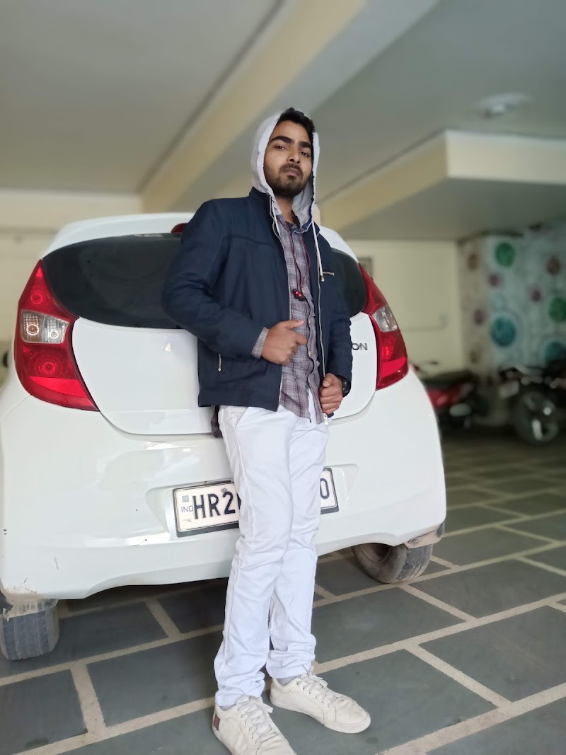 OYO Us Executive Suites Near Inox Gurgaon Dreamz - OYO Us Executive Suites Near Inox Gurgaon Dreamz 1149/1, New Railway Rd, Dayanand Colony, Sector 6, Gurugram, Haryana 122001, India