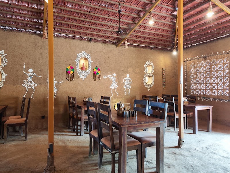 ढाणीग्राम Dhanigram - The Village Restaurant - ढाणीग्राम Dhanigram - The Village Restaurant opposite Rajasthan Vidyapeeth College, Pratap Nagar, Udaipur, Rajasthan 313001, India