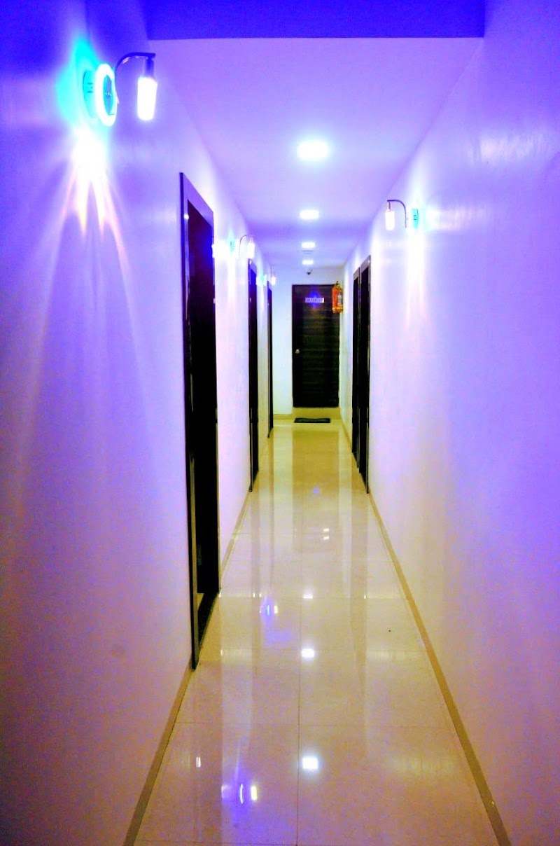 THE BEST HOTEL MUMBAI - THE BEST HOTEL MUMBAI Twin Arcade, A Wing, Military Rd, above Unity Finance Bank, Sankasth Pada Welfare Society, Marol, Andheri East, Mumbai, Maharashtra 400059, India