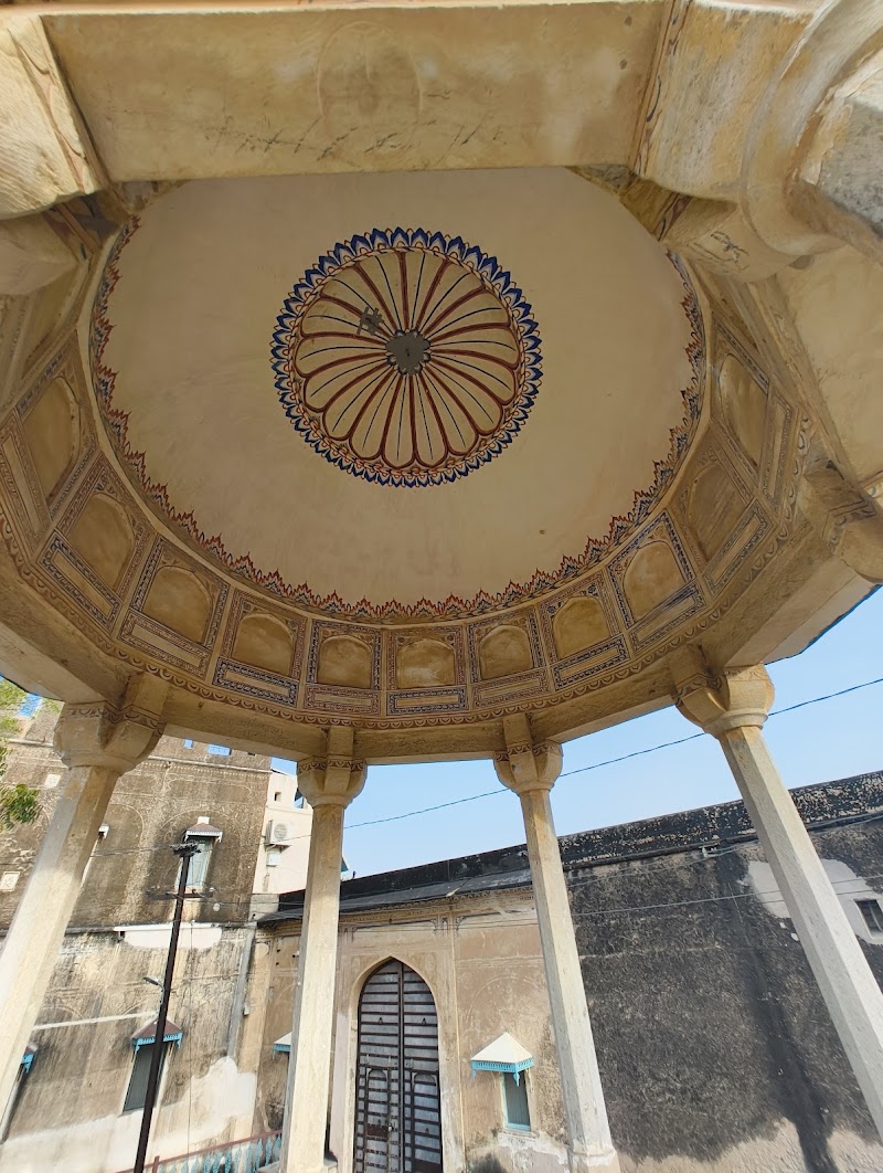 Ladia Well - Ladia Well, 342W+P8G Ladiya well, Mandawa, Rajasthan 333704, India