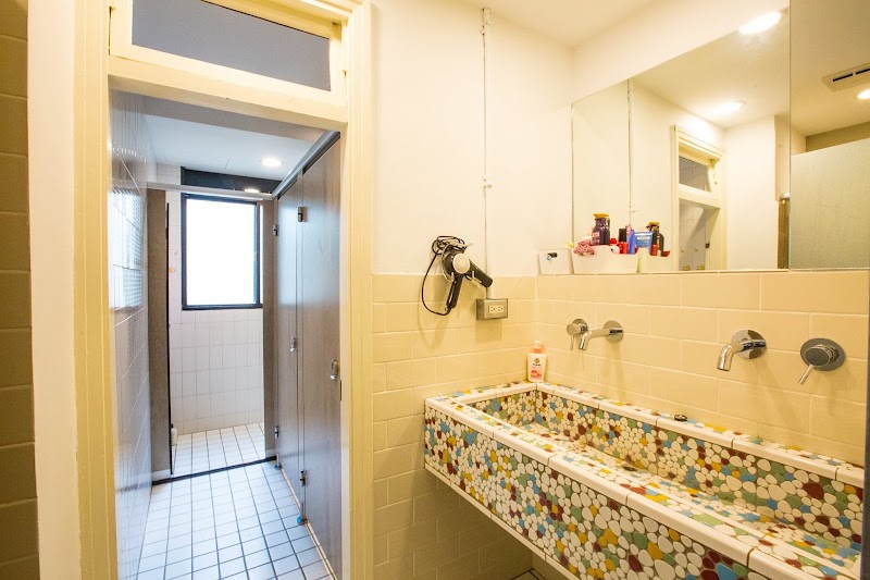 半伴_民生 apartner Share House - 半伴_民生 apartner Share House 105, Taiwan, Taipei City, Songshan District, Jingzhong Village, Alley 6, Lane 97, Section 4, Minsheng E Rd, 19號1樓