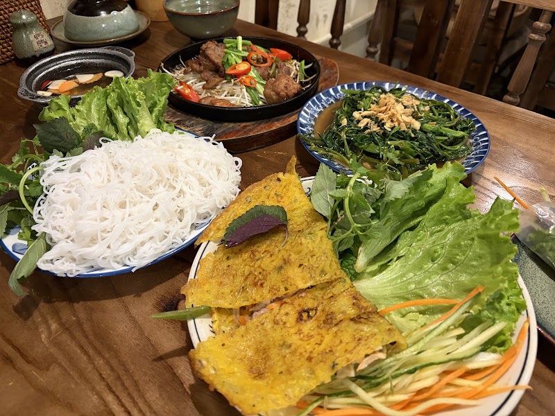 MẸT Vietnamese restaurant & Vegetarian Met 4 - MẸT Vietnamese restaurant & Vegetarian Met 4 34 P. Gia Ngư, Hàng Bạc, Hoàn Kiếm, Hà Nội, Vietnam