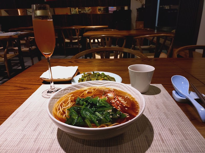 梅門六調通，模範茶館 - 梅門六調通，模範茶館 10491, Taiwan, Taipei City, Zhongshan District, Zhengyi Village, Lane 107, Linsen N Rd, 69號1F