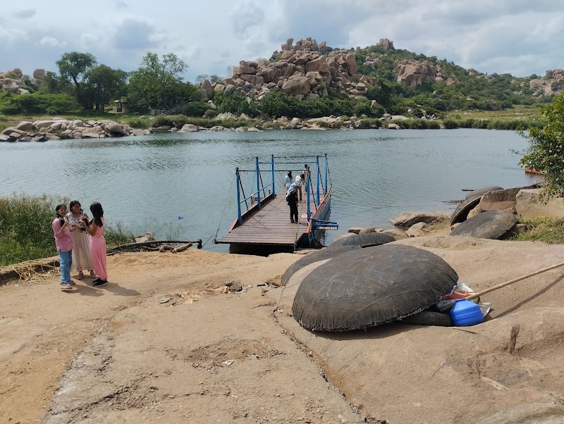 Anegundi ferry point - Anegundi ferry point, Hampi, 8FWQ+386, ferry Rd, Anegundi, Karnataka 583227, India