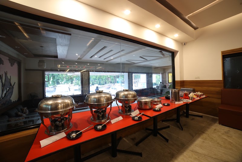Hotel RRR Amaravathi A/C - Hotel RRR Amaravathi A/C 73, The Pride Hotel, near Canara Bank, Nazarbad, Mysuru, Karnataka 570010, India