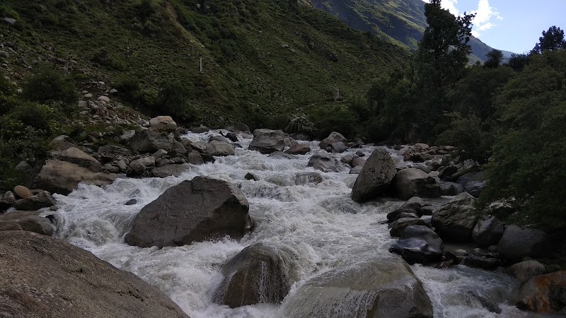 G.M.V.N. Guest House - G.M.V.N. Guest House, 35HM+2PF, Mori-Sankari Rd, Sankri, Uttarakhand 249128, India