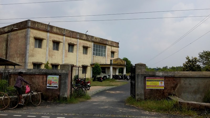 Tahasil Office Kolabira - Tahasil Office Kolabira Q5XG+976, Sambalpur - Kolabira Rd, Kolabira, Odisha 768213, India