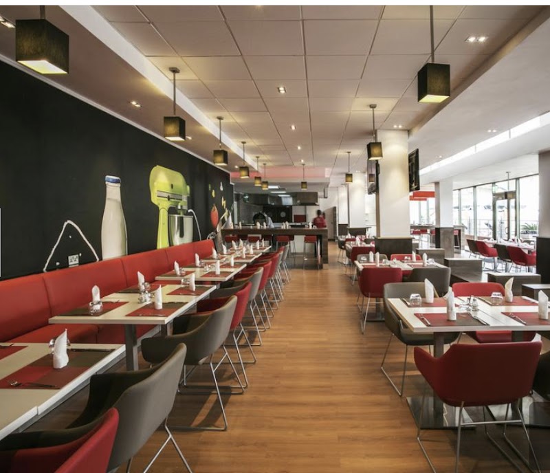 ibis Lagos Ikeja - ibis Lagos Ikeja 75 Toyin St, Ikeja, Lagos 100282, Lagos, Nigeria