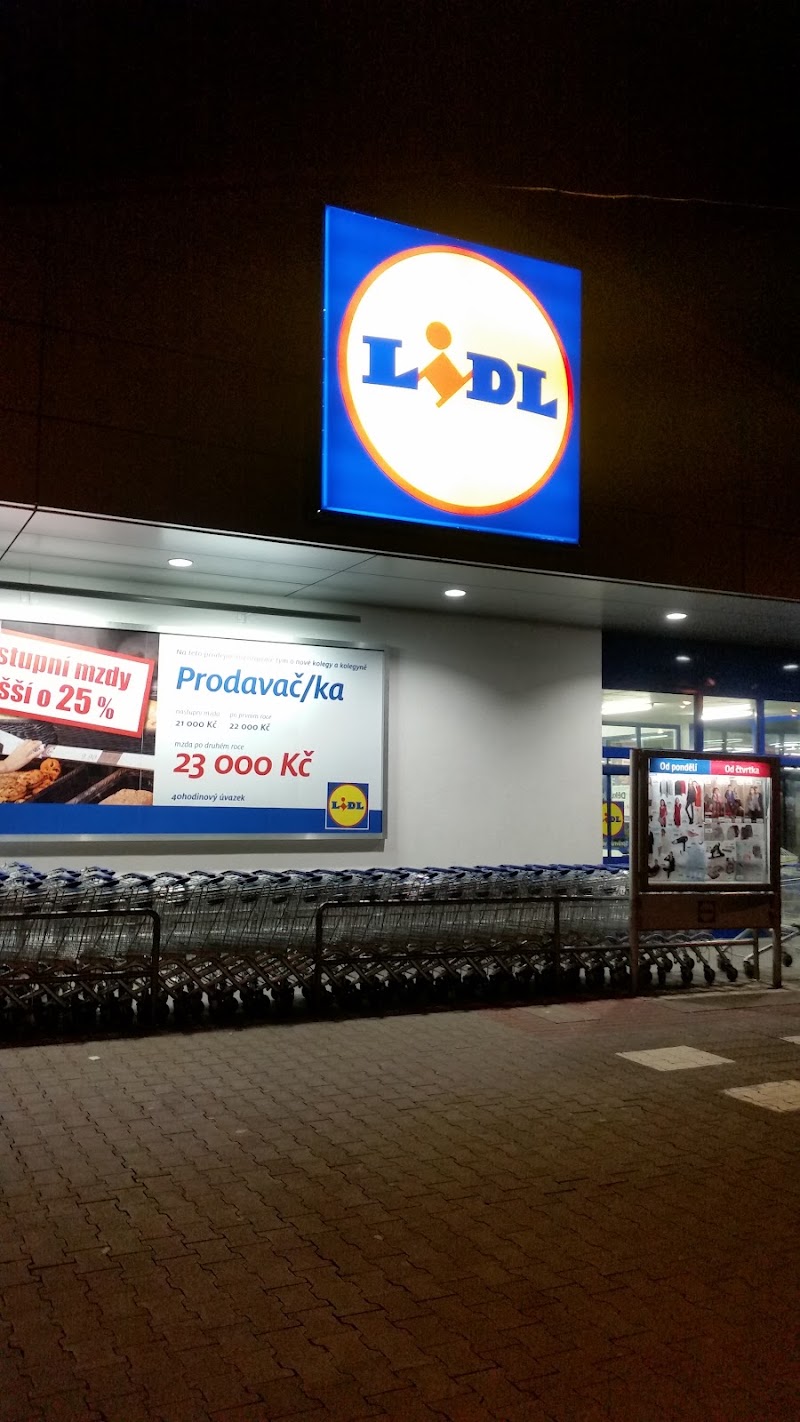 Lidl - Lidl Slánská 1699/1a, 163 00 Praha 17, Czechia
