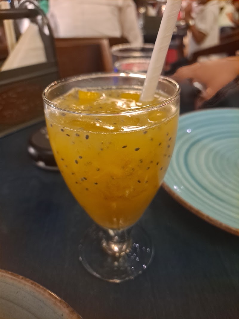 Una by Garde Manger - Una by Garde Manger 35, Jalvihar Colony Chowk, 6MQ4+6FH, 35, Jalvihar Colony Rd, Jal Vihar Colony, Civil Lines, Raipur, Chhattisgarh 492001, India
