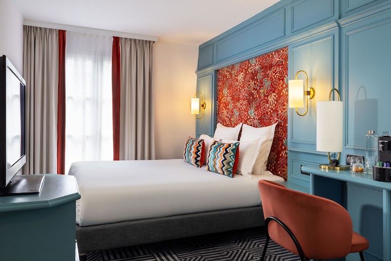 Hôtel de Fleurie - Saint Germain des Près - Hôtel de Fleurie - Saint Germain des Près 32 Rue Grégoire de Tours, 75006 Paris, France