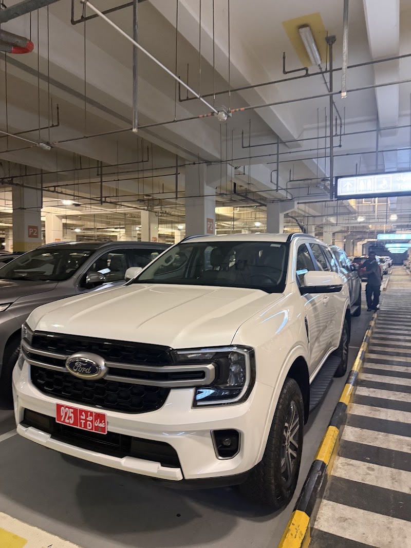 Europcar Muscat International Airport يوربكار لتأجير السيارات - Europcar Muscat International Airport يوربكار لتأجير السيارات, J72Q+6RW, Muscat, Oman
