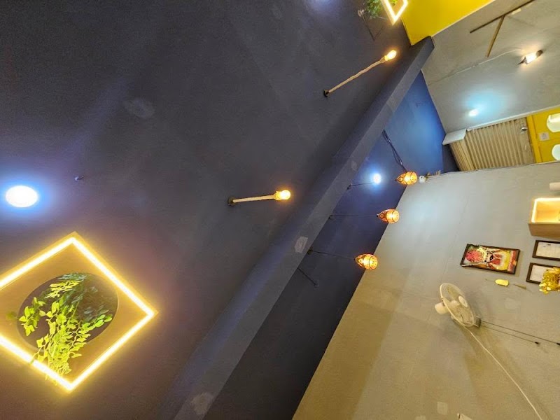 HC the cafe - HC the cafe, Shreeram infinite complex, BTI Rd, near Electricity Board office, Mahasamund, Machewa, Chhattisgarh 493445, India
