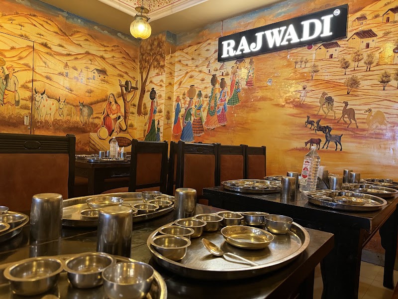 Rajwadi Thal & Restro - Rajwadi Thal & Restro Udaipole Rd, below gokul hotel, Udaipole, Toran Bawri, Ganga Gali, Udaipur, Rajasthan 313001, India