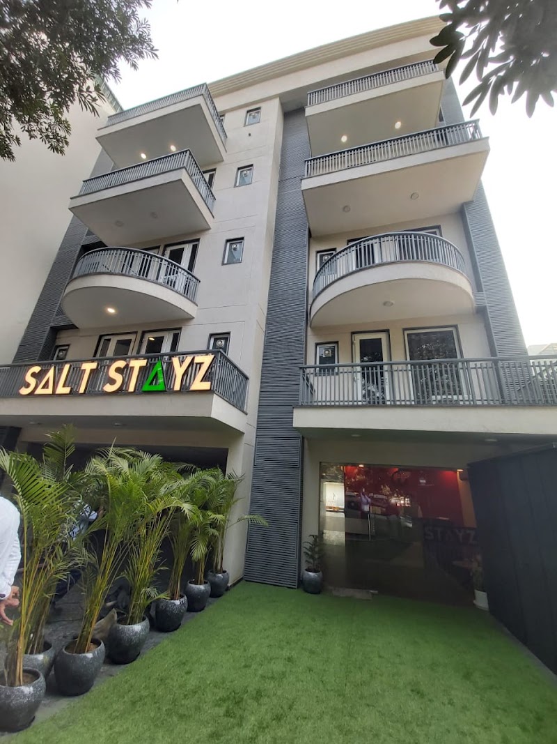 Saltstayz Select - Huda City Center - Saltstayz Select - Huda City Center Plot No. 8 C, Block C, Sushant Lok Phase I, Sector 43, Gurugram, Haryana 122009, India