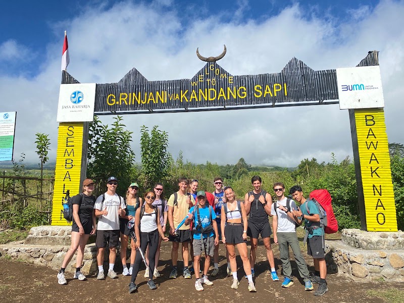 Around Rinjani - Around Rinjani, Jl. Pariwisata Senaru Desa Senaru, Dusun, Tumpang Sari, Kec. Bayan, Kabupaten Lombok Utara, Nusa Tenggara Bar. 83354, Indonesia