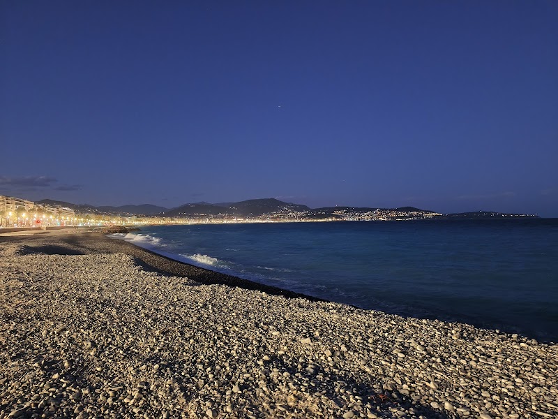 Plage Publique de Carras - Plage Publique de Carras 63 Prom. des Anglais, 06200 Nice, France