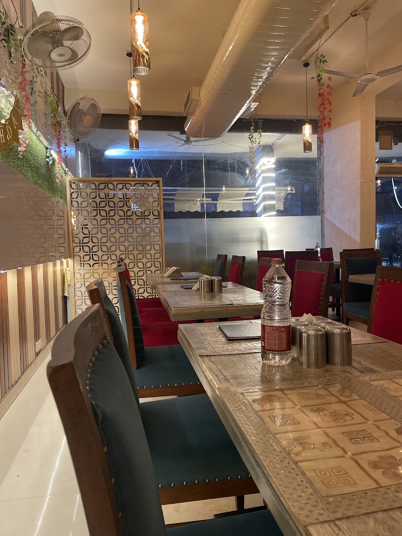 Nagpal Dhaba - Nagpal Dhaba SCO No. 25 26, Deva Ji VIP Plaza, VIP Rd, Zirakpur, Punjab 140603, India
