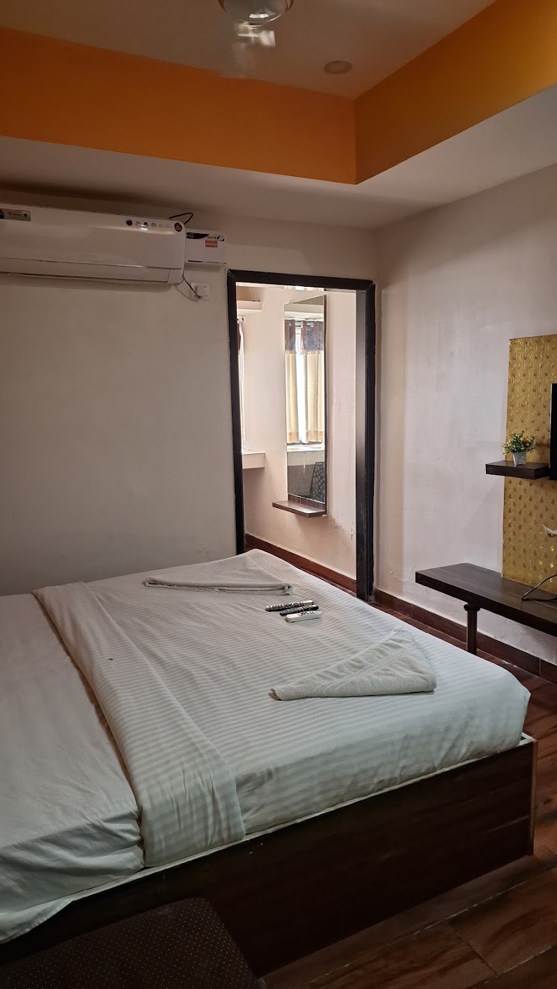 Hotel SRIVEDA - Hotel SRIVEDA, 5-4-790/D, opposite ISKCON Temple, Old Kattal Mandi, Abids, Hyderabad, Telangana 500001, India