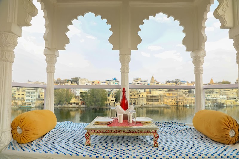 THAMLA HAVELI - Heritage Lake View Hotel - THAMLA HAVELI - Heritage Lake View Hotel, Nr. Hanuman Ghat, Outside Chandpole, Ambamata, Udaipur, Rajasthan 313004, India