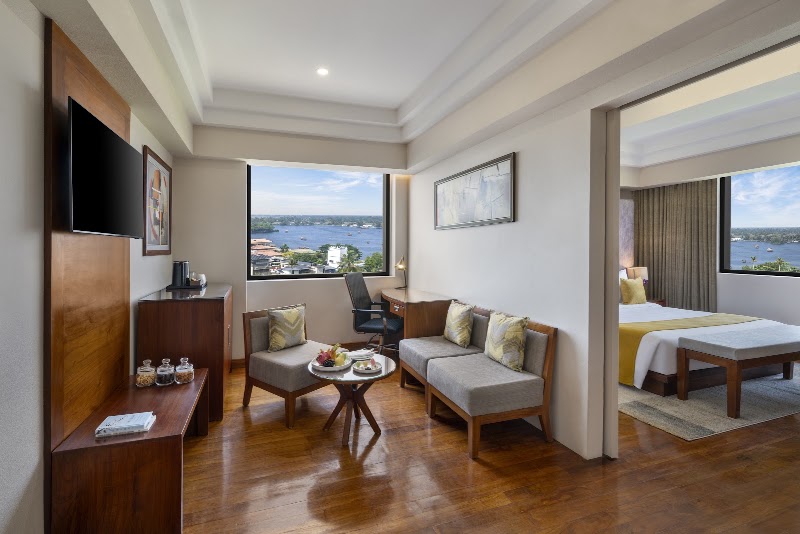 Hotel Olivia International Alleppey - Hotel Olivia International Alleppey Nehru trophy boat race view, Punnamada Finishing Point Road, Thathampally, Alappuzha, Kerala 688013, India