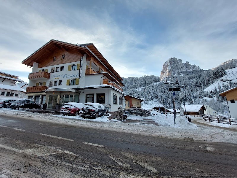 Hotel Cristallo - Hotel Cristallo Via Dursan, 84, 39047 Santa Cristina Valgardena BZ, Italy