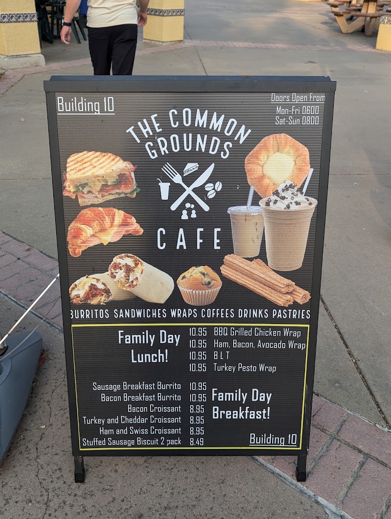 Common Grounds Cafe - MCRD Base - Common Grounds Cafe - MCRD Base, 3800 Chosin Ave Bldg 10, San Diego, CA 92140, USA
