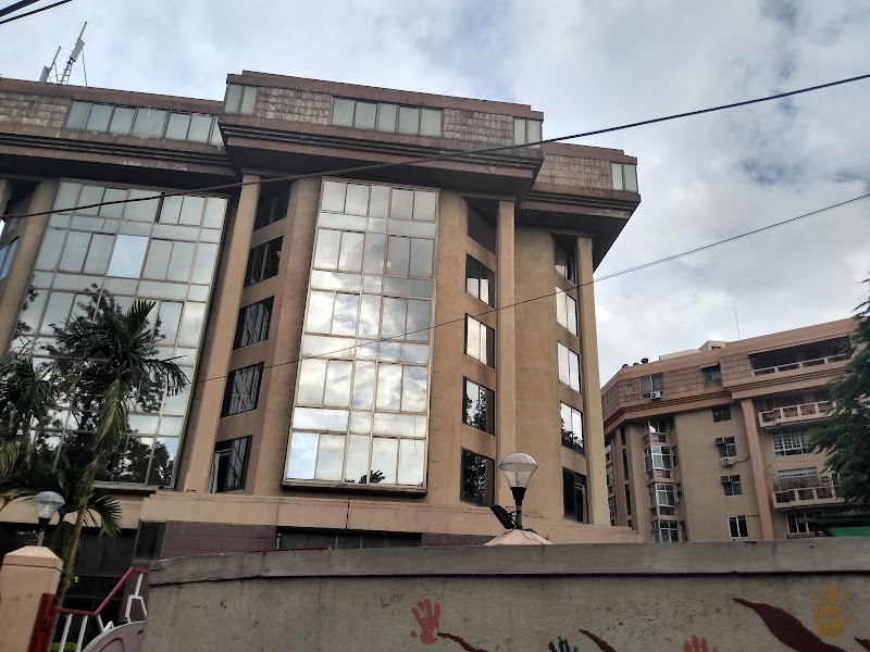 Golden Enclave Apartments - Golden Enclave Apartments 124D, HAL Old Airport Rd, Murugeshpalya, Kaveri Nagar, Bengaluru, Karnataka 560017, India