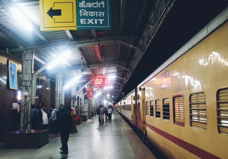 Hospet railway station - Hospet railway station 79PP+HM6, Hosapete, Karnataka 583201, India
