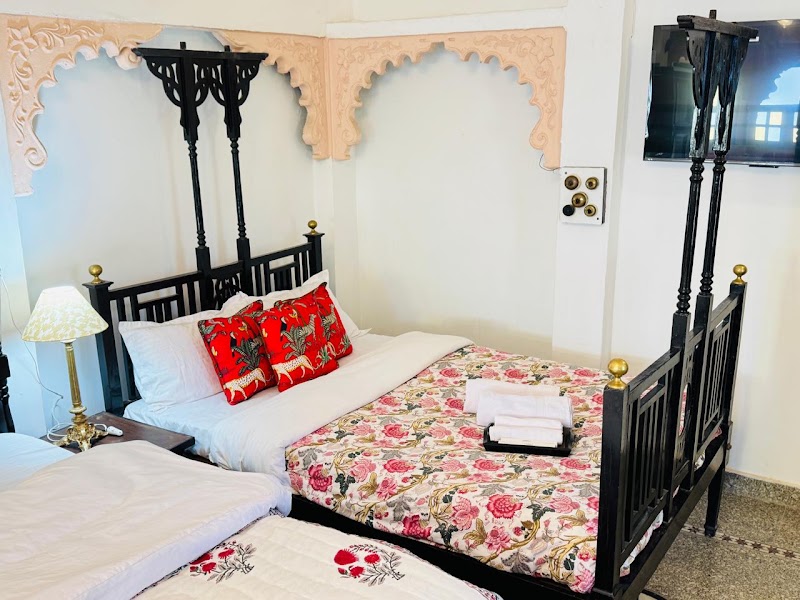 Lasani house home stay Udaipur - Lasani house home stay Udaipur Lasani house no. 10, near Kheda Circle, Shreenath Nagar, Sector 14, Hiran Magri, Udaipur, Gordhan Vilas Rural, Rajasthan 313001, India