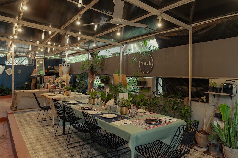 Mauji - The Time Cafe