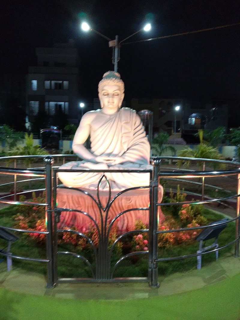 Tenneti Nagar Park - Tenneti Nagar Park Shop No. 12, First Floor, Suma Complex, Bus Stop, 39-10-5/1, near Tenneti Nagar, Tenneti Nagar, Muralinagar, Madhavadhara, Visakhapatnam, Andhra Pradesh 530007, India