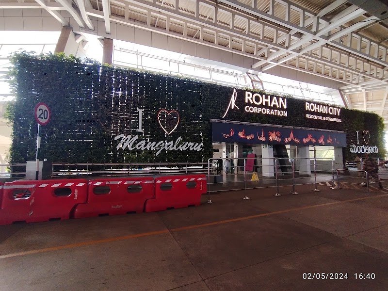 Mangalore International Airport IXE- Arrival - Mangalore International Airport IXE- Arrival, XV2C+FW7, Bajpe Rd, Kenjar, Mangaluru, Bajpe, Karnataka 574142, India