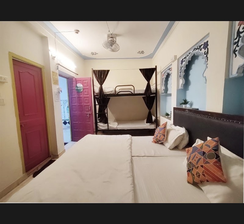 Hanuman Ghat Boutique Stays on Lake Pichola - Hanuman Ghat Boutique Stays on Lake Pichola, hanuman ghat area, Ambrai Rd, near walking Bridge, Outside Chandpole, Ambamata, Udaipur, Rajasthan 313001, India