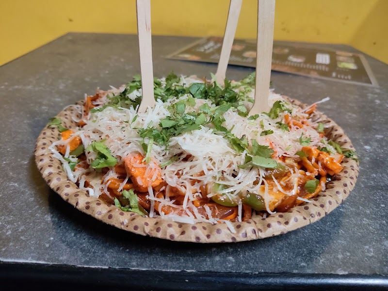 D Delight Rooftop Restaurant Cafe - D Delight Rooftop Restaurant Cafe Geetanjali k pass balaji mandir k niche gupteswar road kalayan nagar maka .no.8, Gokul Village, Sector 9, Gordhan Vilas Rural, Rajasthan 313003, India