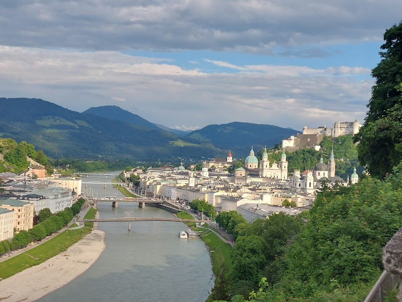 Aussichtspunkt am Mönchsberg - Aussichtspunkt am Mönchsberg, Am Mönchsberg 26/27, 5020 Salzburg, Austria
