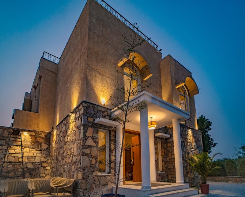Maanya by the lake By Samav hotels - Maanya by the lake By Samav hotels HMW7+5R3, Rani Rd, near Sanjay Gandhi Park, Fateh Sagar Lake, Udaipur, Rajasthan 313004, India