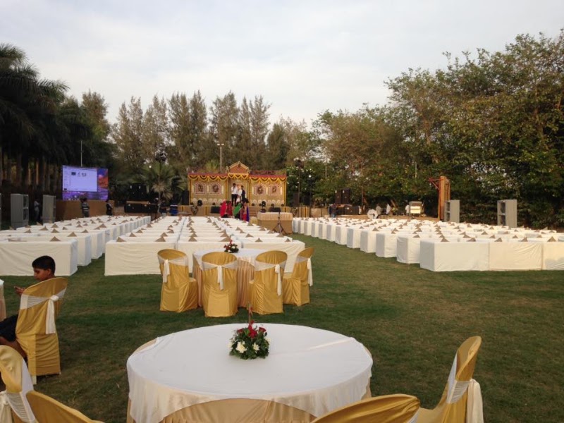 Ishwariya Post Restaurant - Ishwariya Post Restaurant, Jamnagar - Rajkot Hwy, near Eshwariya Temple, Madhapar, Rajkot, Gujarat 360006, India