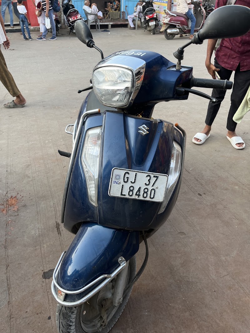 Dwarkesh Bike rents - Dwarkesh Bike rents, Jodha manek chowk, Narshi Keshavji Vadi, Dwarka, Gujarat 361335, India
