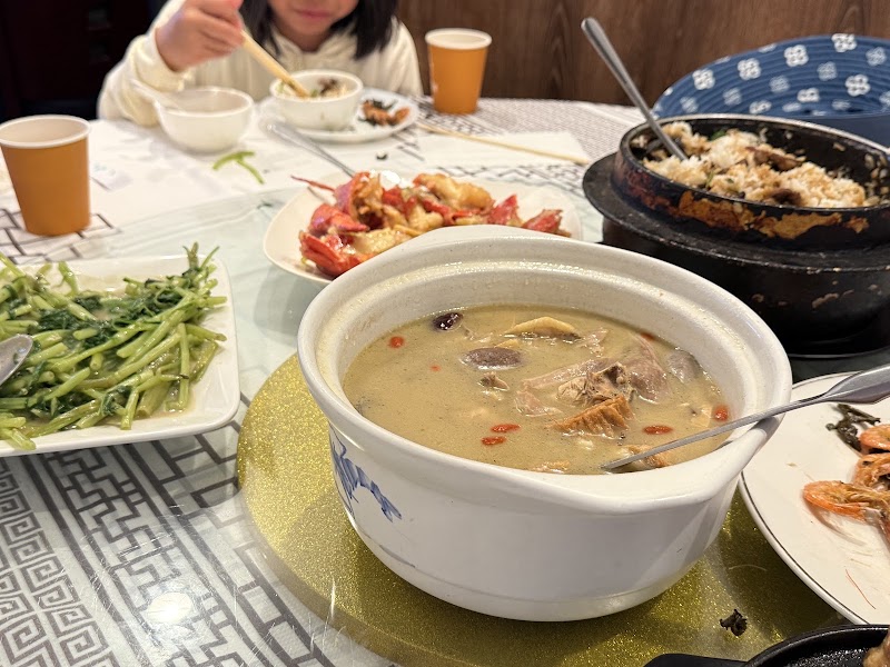 Yee's Cantonese Kitchen（阿二美食） - Yee's Cantonese Kitchen（阿二美食）, 220 W 31st St, Chicago, IL 60616, USA