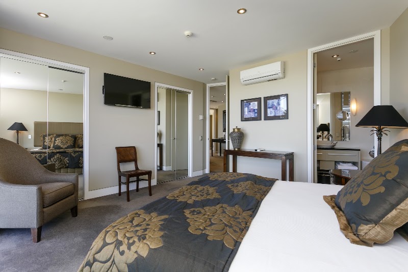 The Reef Resort - The Reef Resort 219 Lake Terrace, Waipahihi, Taupō 3330, New Zealand