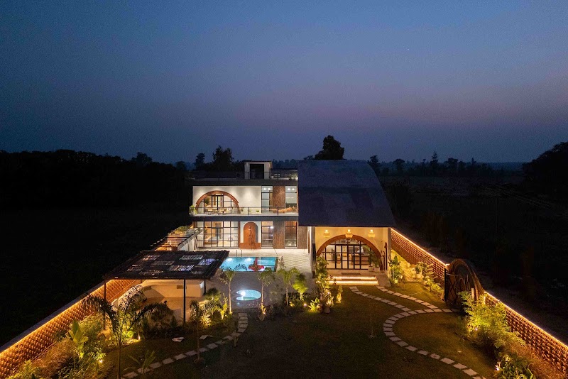 StayVista at Whispering Arc | Premium Villa with Swimming Pool in Jim Corbett - StayVista at Whispering Arc | Premium Villa with Swimming Pool in Jim Corbett Ramnagar Road, Fatehpur Range, Gebua Khas, Uttarakhand 244715, India
