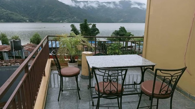 Hotel My Dream - Hotel My Dream 6XC5+63W, 22 Road, Pokhara 33700, Nepal